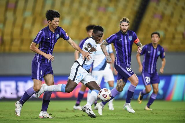 星空体育 China-【中超】林良铭脚后跟破门 大连人3比1送津门虎垫底